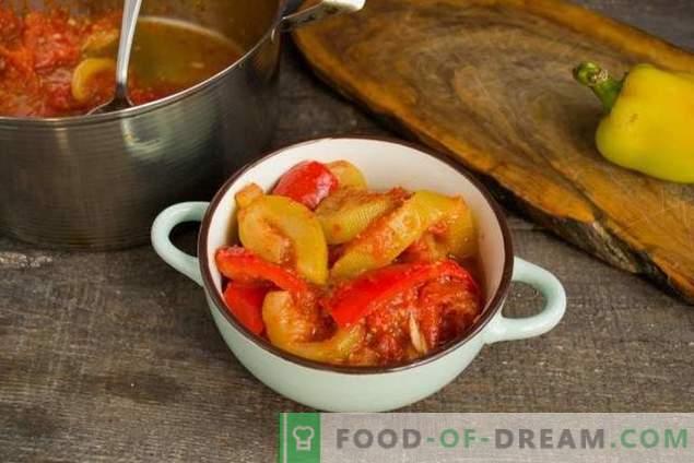 Zucchine in umido con pomodori e peperoni