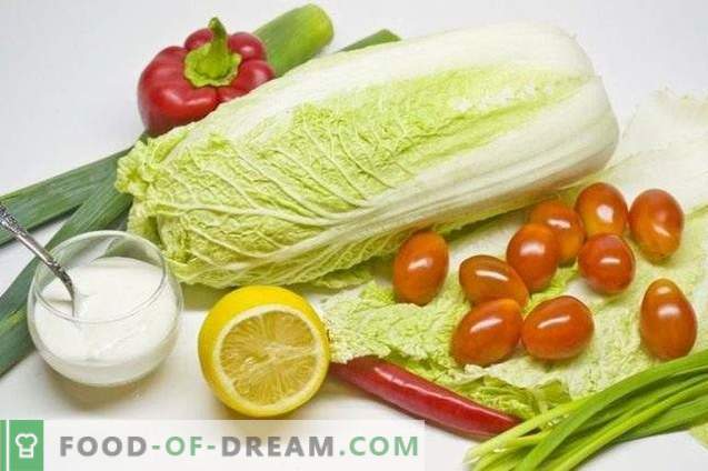 Insalata di verdure con salsa al limone e cipolla