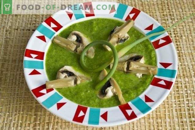 Crema di zuppa con spinaci, frecce d'aglio e funghi