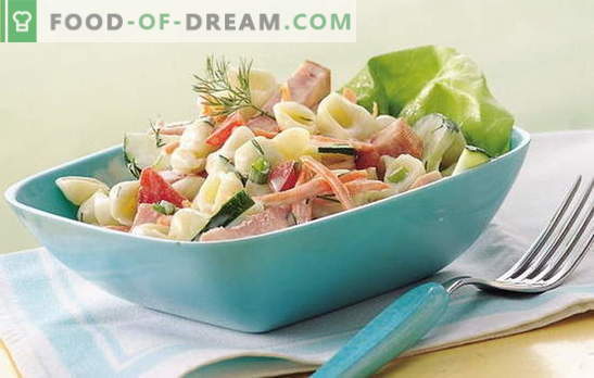 Semplice insalata di prosciutto - bacchetta magica per la padrona di casa! Ricette per deliziose insalate con prosciutto e verdure, funghi, cracker