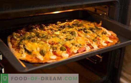 La ricetta della pizza nel forno è un piatto preferito a casa. Ricette pizza al forno: con formaggio, funghi, prosciutto, frutti di mare