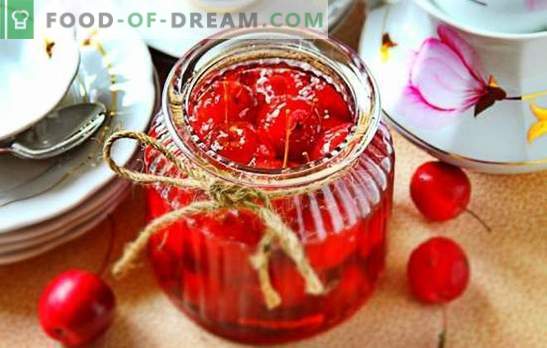 Confettura di mele Paradise - trasparente, con frutti interi. Versione economica di clear paradise apple jam
