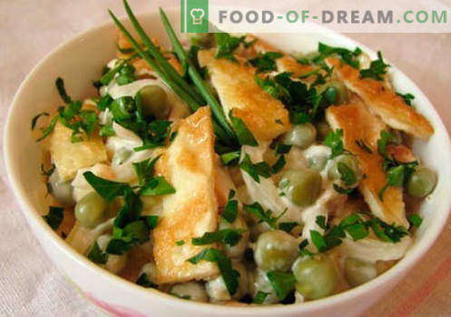 Insalata di frittata - una selezione delle migliori ricette. Come preparare un'insalata cotta correttamente e saporita con uova strapazzate.