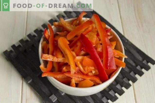Insalata di peperoni dolci con zucchine e piselli