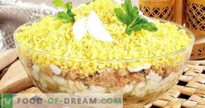 recette de salade de Mimosa en conserve, étape par étape avec des photos