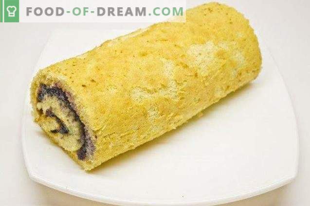Biscuit roll with cardamom and blueberry jam