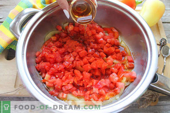 Cottura di pollo in spagnolo: con pomodori, vino e salsicce affumicate