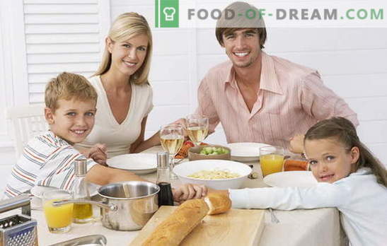 Una semplice cena veloce è un'opportunità per nutrire rapidamente e gustosamente una famiglia. Come cucinare una semplice cena in fretta