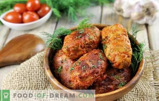 Grechanik con carne macinata nel forno non è solo hamburger! Cucina greca profumata e succosa al forno con salse, funghi, fegato
