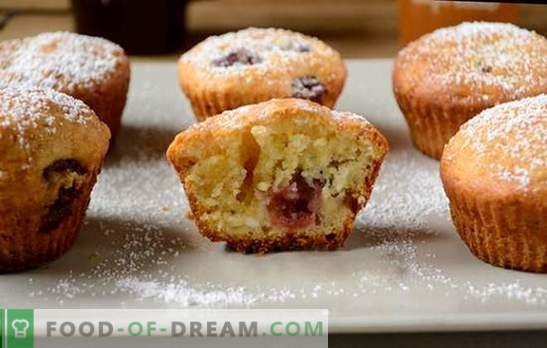 Muffin di ricotta con ciliegie: un piccolo dessert per un grande tea party. Step by Step Cucinare muffin alla ciliegia con ciliegie (foto-ricetta)