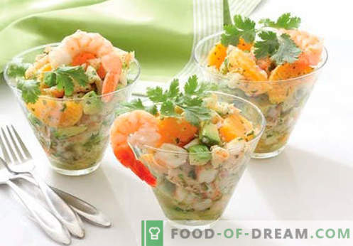 Insalata con avocado e salmone - le ricette giuste. Insalata di cottura veloce e gustosa con avocado e salmone.